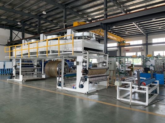 Warmstempelmaschine für die doppelfarbige Beschichtung von Laminaturvorhängen