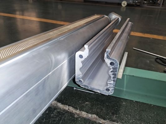 Maßgeschneiderte PLC-Flammenlaminierungsmaschine im deutschen Stil 2 Brenner 3 in 1 für Autositze