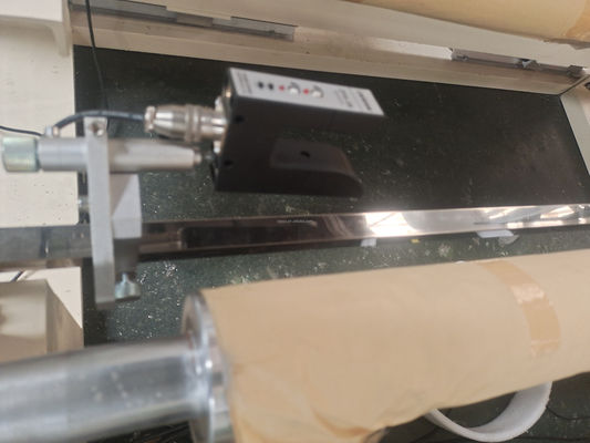 Hot Melt Spray Coating Laminating Machine Ideal für Sofa Tuch und Vorhang Materialien